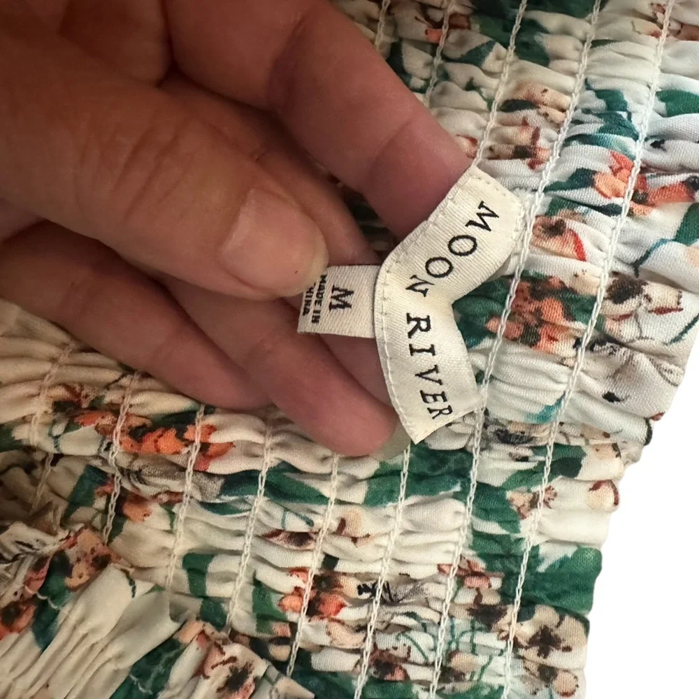 Anthropologie Moon River Layered Floral Skirt Med Stretchy waist 2 layers